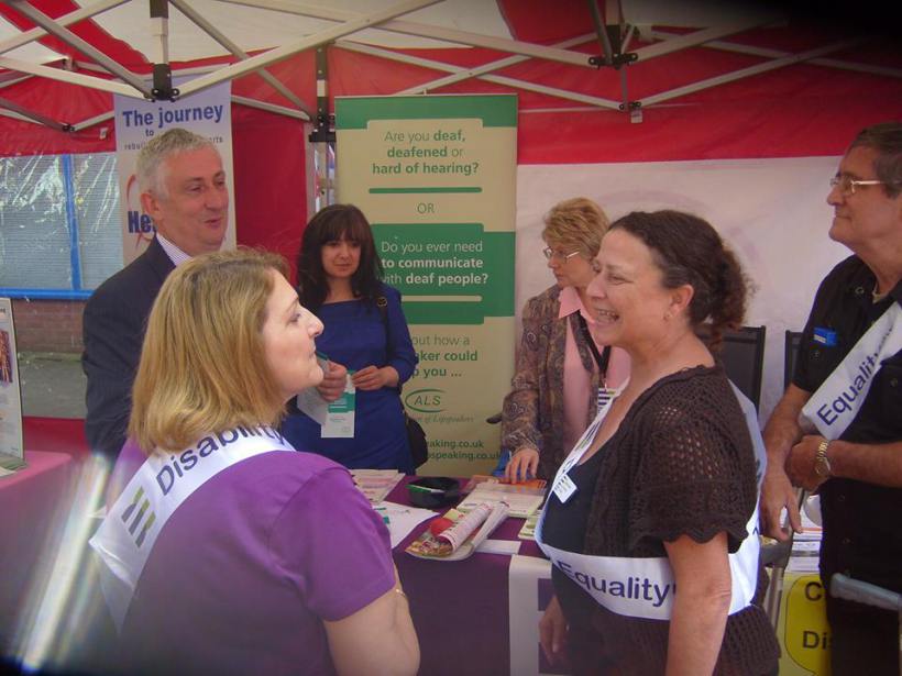 1305340_10151648286557776_1982489864_n_003